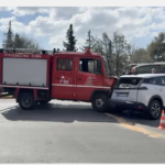 Καραμπόλα πέντε οχημάτων στη Λεωφόρο Αθηνών – Ανάμεσά τους και όχημα της Πυροσβεστικής