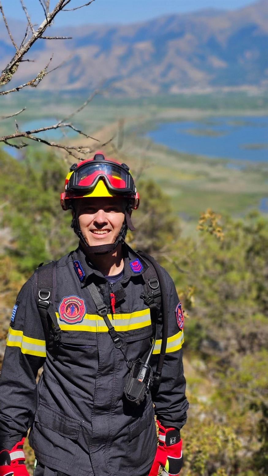 Από το πεδίο της φωτιάς στην τεχνητή νοημοσύνη: Έλληνας πυροσβέστης δημιούργησε το FireGuard 112+