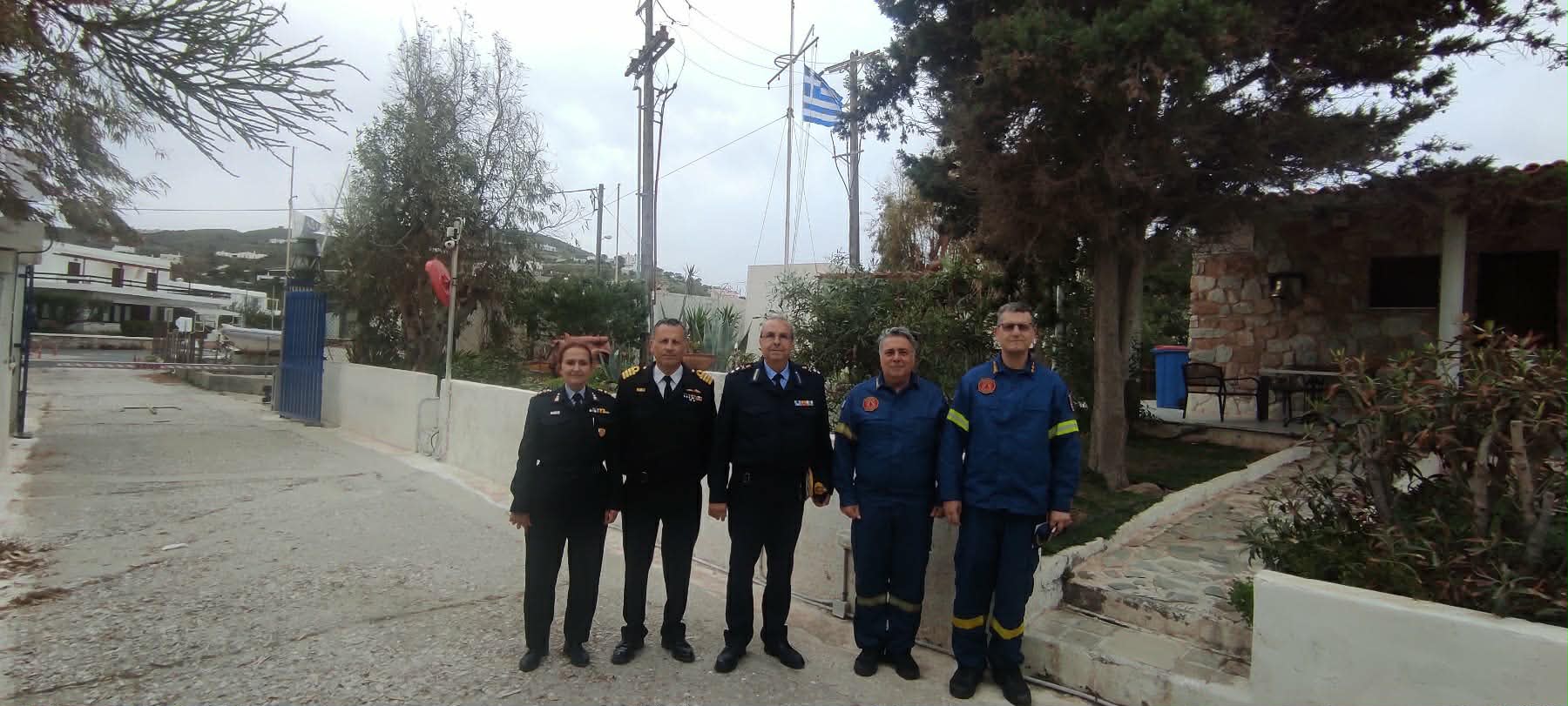 Επίσκεψη Υποστρατήγου Μιχαήλ Σεληνιωτάκη Πυροσβεστικού Σώματος στην ΠΝΒ Σύρου εν όψει της αντιπυρικής περιόδου