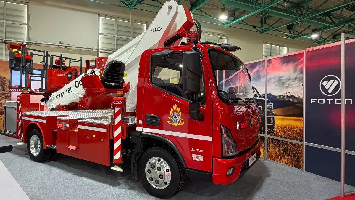 Ελλάδα: Παρουσιάστηκε το πρώτο ηλεκτρικό πυροσβεστικό όχημα