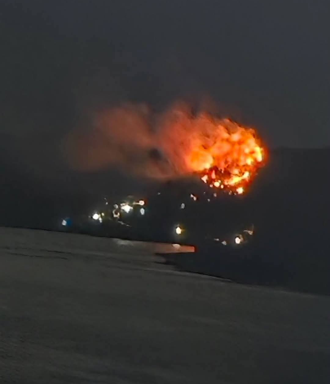 Υπό μερικό έλεγχο τέθηκε η πυρκαγιά στον Λιμνιώνα Μαραθοκάμπου στην Σάμο