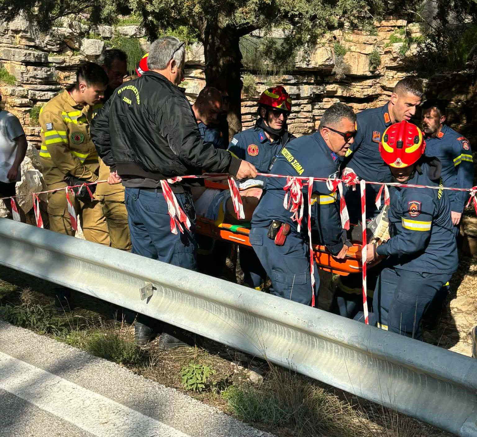 Ρόδος: Ολοκληρώθηκε επιχείρηση διάσωσης τραυματισμένου περιπατητή Ρόδος: Ολοκληρώθηκε επιχείρηση διάσωσης τραυματισμένου περιπατητή