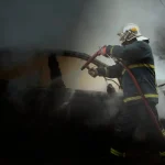 Πυρκαγιά σε σταθμευμένο όχημα επί της οδού Μεγίστης στην Κυψέλη