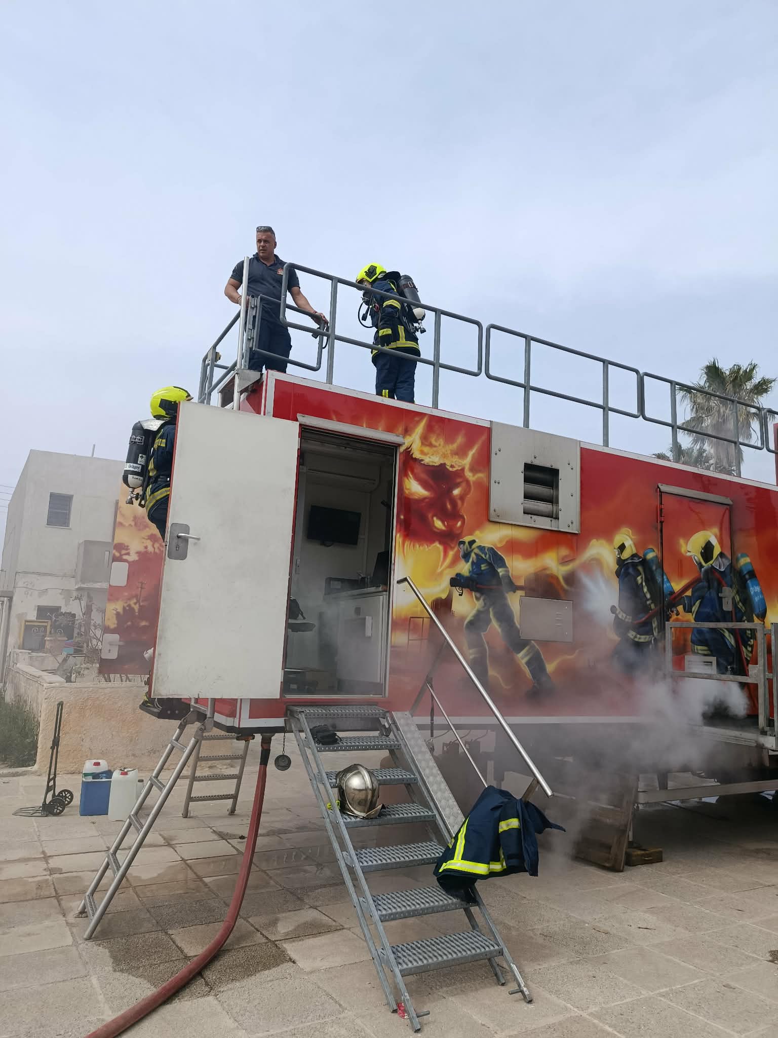 Νάξος: Άσκηση «Fire Dragon» με παρουσία του Υποστράτηγου Μ. Σεληνιωτάκη και της Πυράρχου Γ. Τσάφου