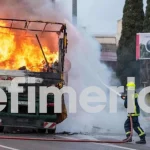Πυρκαγιά σε ημιφορτηγό όχημα επί της λεωφόρου Κηφισού στο ύψος της Φιλαδέλφειας