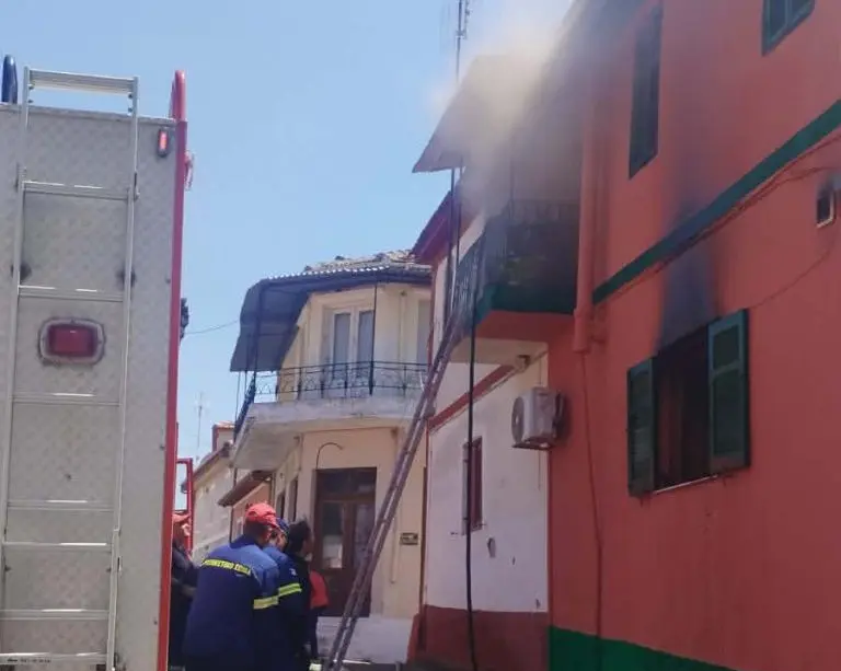 Πυρκαγιά σε μονοκατοικία στο Χρυσό Σερρών