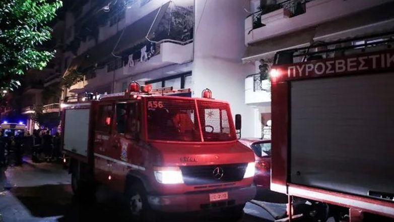 Πυρκαγιά σε διπλοκατοικία επί της οδού Μιλτιάδου στο Παλαιό Φάληρο Αττικής