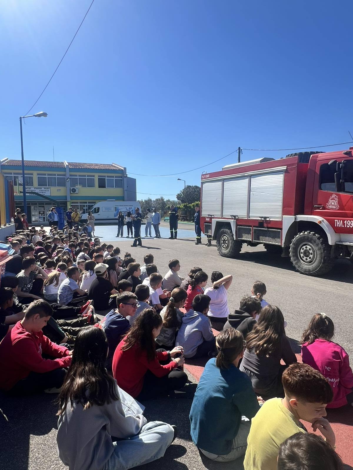Ενημέρωση μαθητών για την πυροπροστασία από το Πυροσβεστικό Κλιμάκιο Πόμπιας στις Μοίρες Ηρακλείου