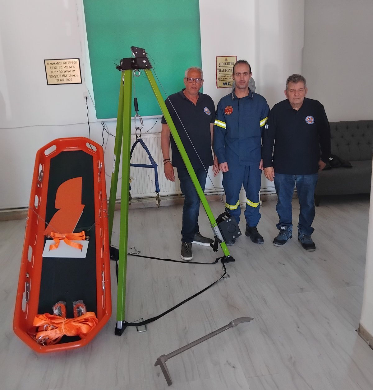 Ενίσχυση της Πυροσβεστικής Υπηρεσίας Χίου με διασωστικό εξοπλισμό από τον Δήμο Χίου