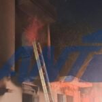 Πυρκαγιά σε εγκαταλελειμμένο κτίριο επί της οδού Πλάτωνος στην Αθήνα