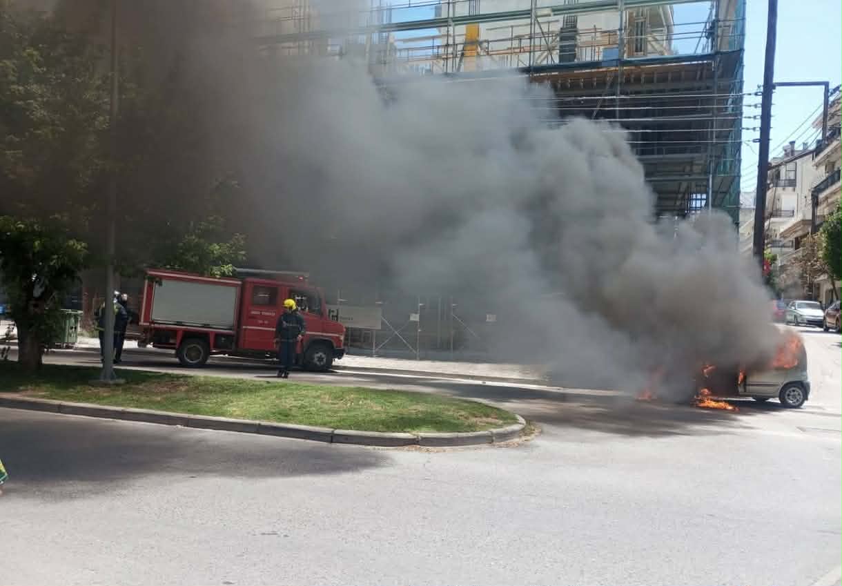 Πυρκαγιά σε Ι.Χ. όχημα στην περιοχή της Καλαμαριάς Θεσσαλονίκης