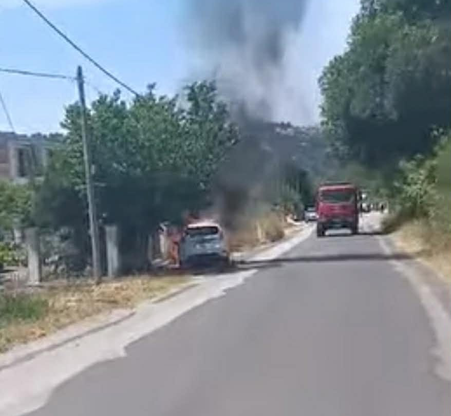 Πυρκαγιά σε Ι.Χ. όχημα στην περιοχή Σκαφώνας Κέρκυρας