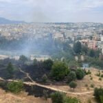 Πυρκαγιά σε χαμηλή βλάστηση στην περιοχή φιλόθεη Αττικής