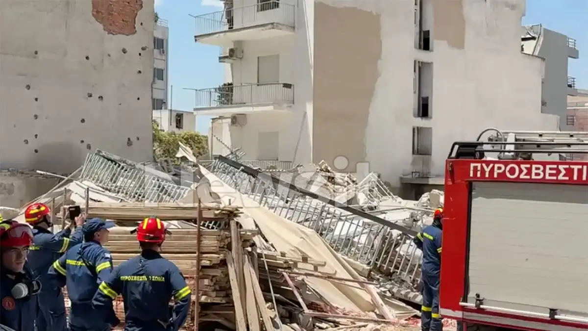 Συναγερμός στα Πετράλωνα: Κατέρρευσε τετραώροφη πολυκατοικία – Επιχείρηση της ΕΜΑΚ για εγκλωβισμένους