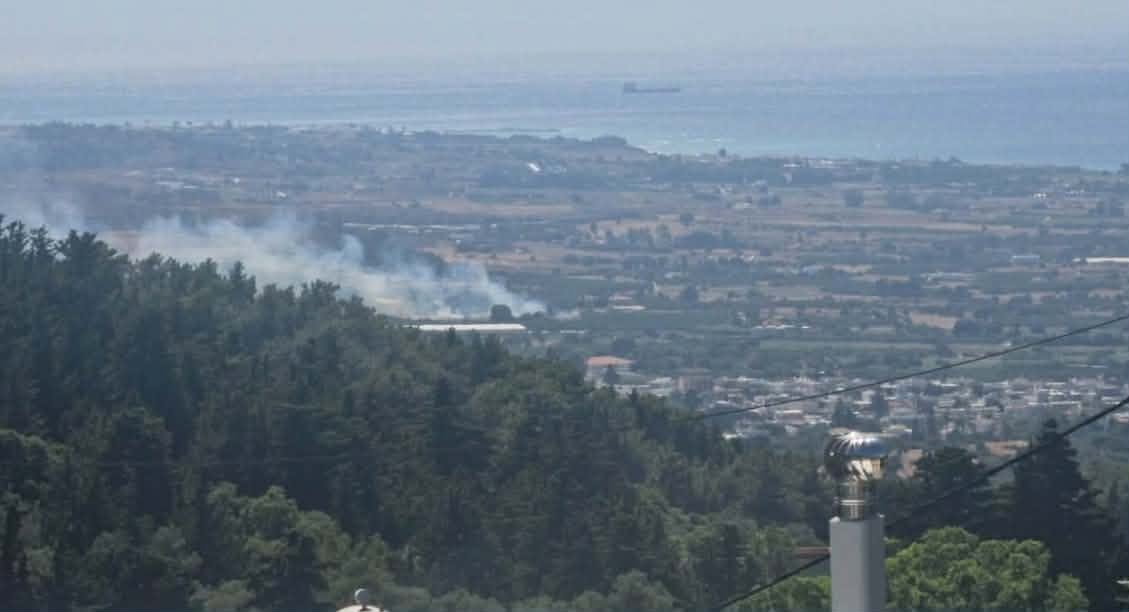 Πυρκαγιά σε χαμηλή βλάστηση στην περιοχή Πυλί της Κω Πυρκαγιά σε χαμηλή βλάστηση στην περιοχή Πυλί της Κω