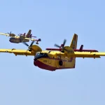 Η Ελλάδα στέλνει δύο Canadair στην Ισπανία για τη μάχη με τις μεγάλες δασικές πυρκαγιές