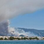 Ενισχύθηκαν οι δυνάμεις στην πυρκαγιά στο Σκάλωμα Φωκίδας