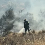 Πυρκαγιά σε χαμηλή βλάστηση στον Άσπρο Παιονίας Κιλκίς – Επιχειρούν 30 πυροσβέστες και 1 ελικόπτερο