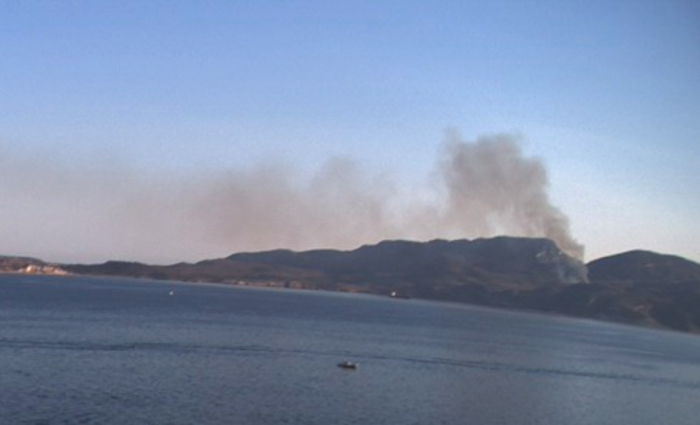 Πυρκαγιά σε χαμηλή βλάστηση στον Προφήτη Ηλία Μήλου – Επιχειρούν 4 πυροσβέστες και 5 εναέρια μέσα Πυρκαγιά σε χαμηλή βλάστηση στον Προφήτη Ηλία Μήλου – Επιχειρούν 4 πυροσβέστες και 5 εναέρια μέσα