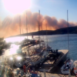 Ενισχύθηκαν οι δυνάμεις στην πυρκαγιά στην Ατσίτσα Σκύρου