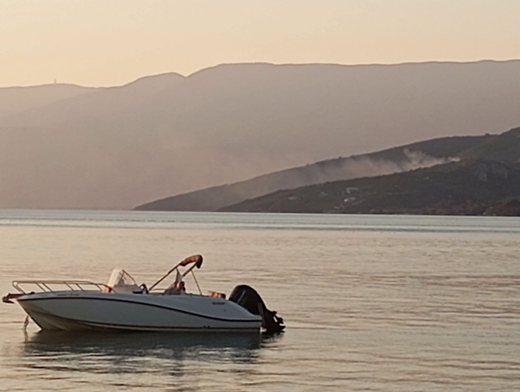 Πυρκαγιά σε αγροτοδασική έκταση στην περιοχή Παραλία Πάου Μαγνησίας Πυρκαγιά σε αγροτοδασική έκταση στην περιοχή Παραλία Πάου Μαγνησίας