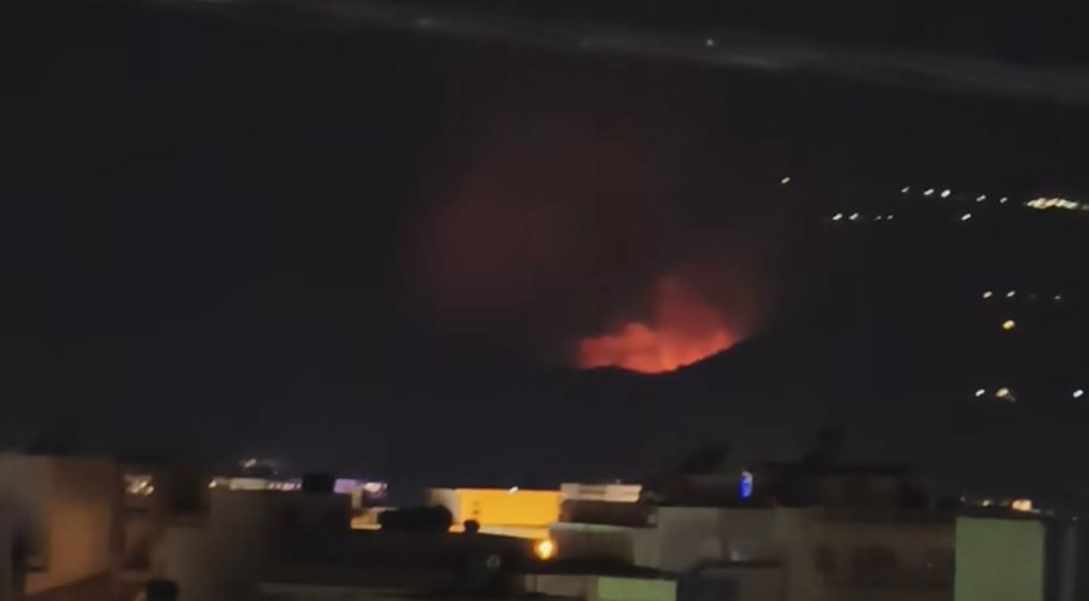 Πυρκαγιά σε δασική έκταση στην Κάρπαθο