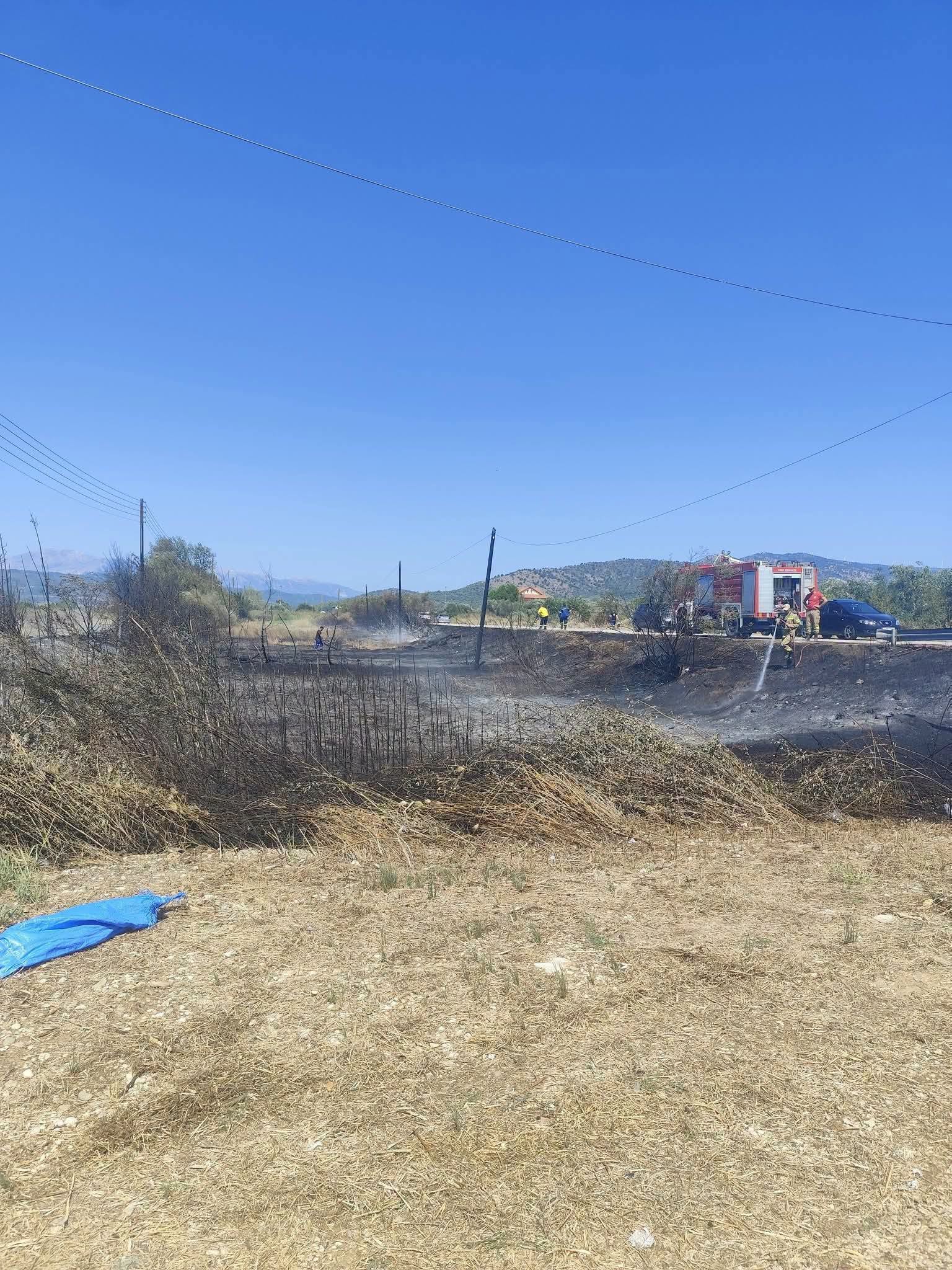 Πυρκαγιά σε χαμηλή βλάστηση στον Στράτο Αιτωλοακαρνανίας – Επιχειρούν 22 πυροσβέστες και 2 αεροσκάφη Πυρκαγιά σε χαμηλή βλάστηση στον Στράτο Αιτωλοακαρνανίας – Επιχειρούν 22 πυροσβέστες και 2 αεροσκάφη