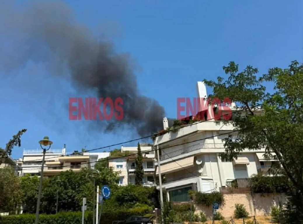 Πυρκαγιά σε χώρο στάθμευσης κατοικίας στο Ψυχικό Πυρκαγιά σε χώρο στάθμευσης κατοικίας στο Ψυχικό