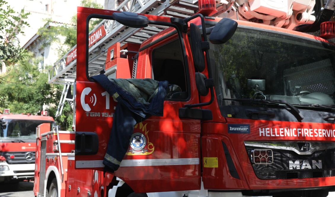 Πυρκαγιά σε κατοικία στα Γλυκά Νερά Αττικής