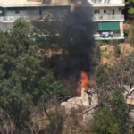 Πυρκαγιά σε χαμηλή βλάστηση επί της οδού Αλέκου Παναγούλη στη Νέα Πεντέλη