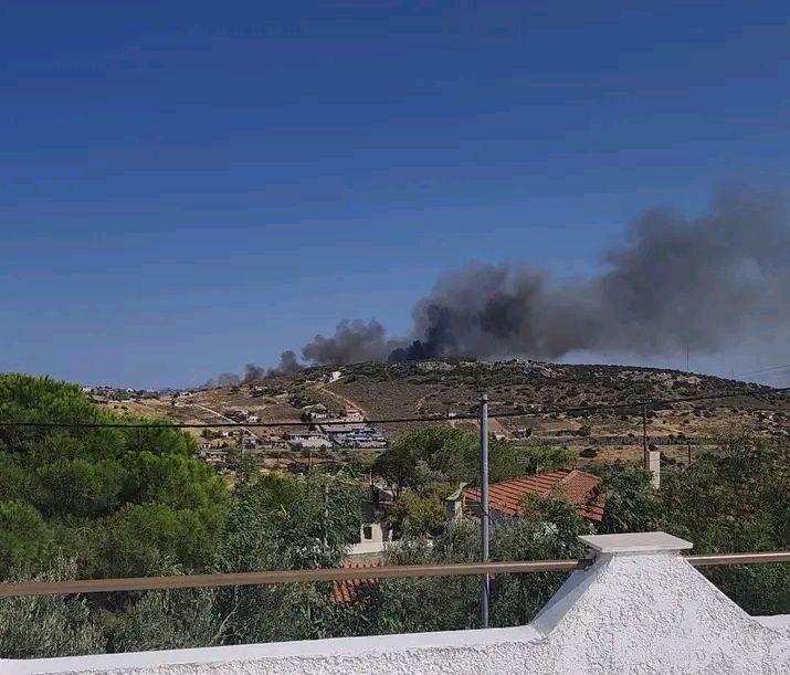 Πυρκαγιά σε χαμηλή βλάστηση στο Καλοπήγαδο Λαυρεωτικής – Επιχειρούν 55 πυροσβέστες και 3 εναέρια μέσα Πυρκαγιά σε χαμηλή βλάστηση στο Καλοπήγαδο Λαυρεωτικής – Επιχειρούν 55 πυροσβέστες και 3 εναέρια μέσα