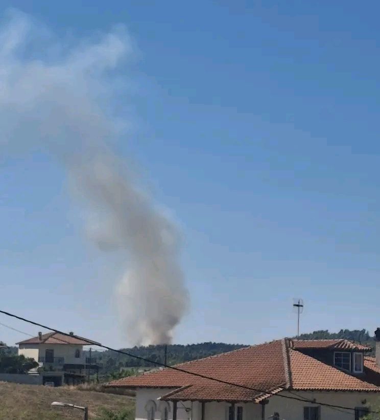 Πυρκαγιά σε δασική έκταση στην Ελάνη Κασσάνδρας Χαλκιδικής – Επιχειρούν 38 πυροσβέστες και 7 εναέρια μέσα Πυρκαγιά σε δασική έκταση στην Ελάνη Κασσάνδρας Χαλκιδικής – Επιχειρούν 38 πυροσβέστες και 7 εναέρια μέσα