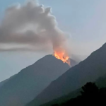 Ενισχύθηκαν οι δυνάμεις στην πυρκαγιά στην Τραπεζίτσα Κόνιτσας – Επιχειρούν 85 πυροσβέστες και 5 ελικόπτερα