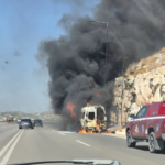 Πυρκαγιά σε λεωφορείο επί της Λεωφόρου Αθηνών – Σουνίου στην Βουλιαγμένη