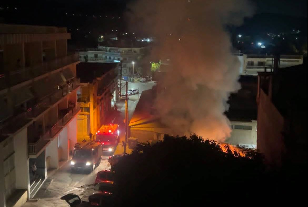 Πυρκαγιά σε τρία επιβατικά Ι.Χ. οχήματα στην περιοχή Περιγιάλι Καβάλας