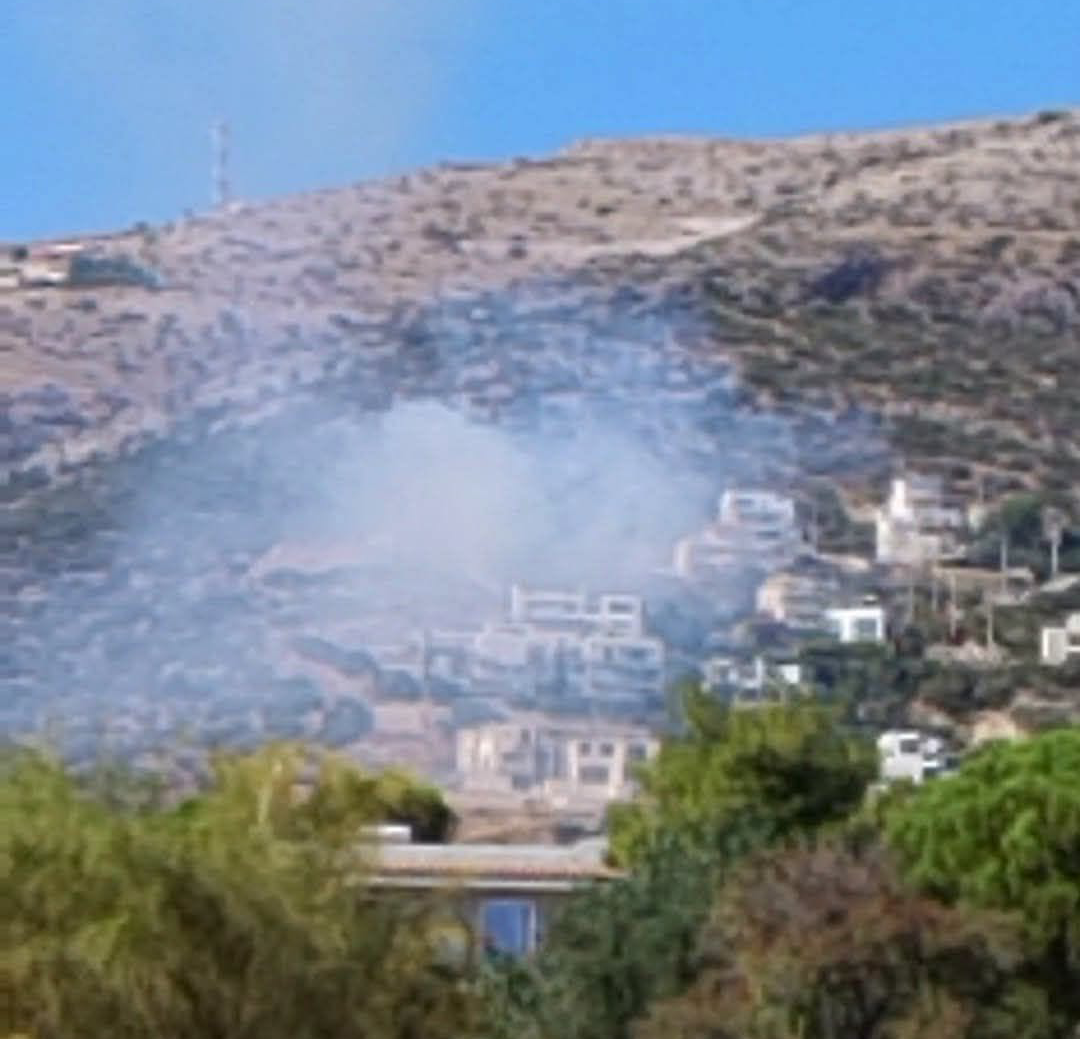 Πυρκαγιά σε χαμηλή βλάστηση στην Ανάβυσσο Αττικής – Επιχειρούν 75 πυροσβέστες και 4 εναέρια μέσα Πυρκαγιά σε χαμηλή βλάστηση στην Ανάβυσσο Αττικής – Επιχειρούν 75 πυροσβέστες και 4 εναέρια μέσα