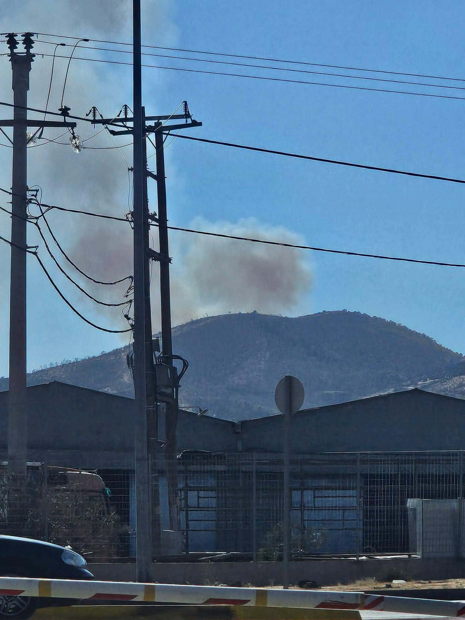 Πυρκαγιά σε δασική έκταση στο Κανδήλι Μεγάρων – Επιχειρούν 75 πυροσβέστες και 6 εναέρια μέσα Πυρκαγιά σε δασική έκταση στο Κανδήλι Μεγάρων – Επιχειρούν 75 πυροσβέστες και 6 εναέρια μέσα