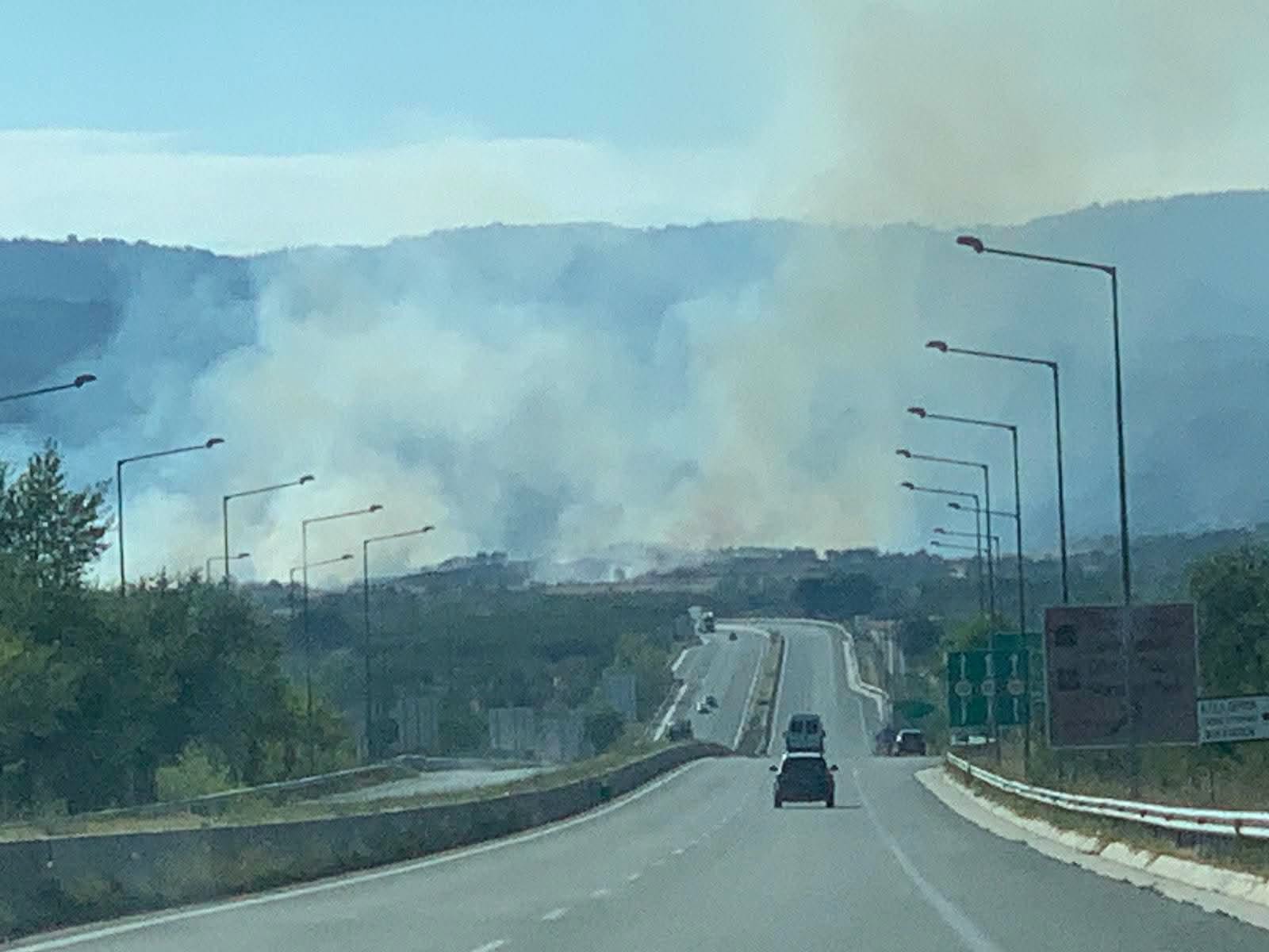 Πυρκαγιά σε χαμηλή βλάστηση στο Στρυμονικό Σερρών – Επιχειρούν 37 πυροσβέστες και 2 εναέρια μέσα Πυρκαγιά σε χαμηλή βλάστηση στο Στρυμονικό Σερρών – Επιχειρούν 37 πυροσβέστες και 2 εναέρια μέσα