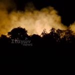 Πυρκαγιά σε δασική έκταση στην Ασπροκκλησιά Καλαμπάκας – Επιχειρούν 20 πυροσβέστες