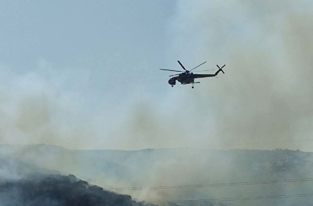 Πυρκαγιά σε χαμηλή βλάστηση στη Στιμάγκα Κορινθίας